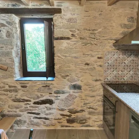 La Casa De Piedra * Ortigueira